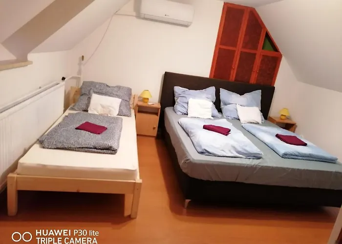 Maison d'hôtes Barackos Bár 3*